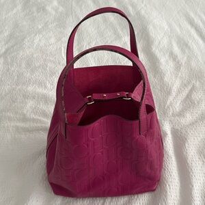 Beautiful Carolina Herrera leather bag